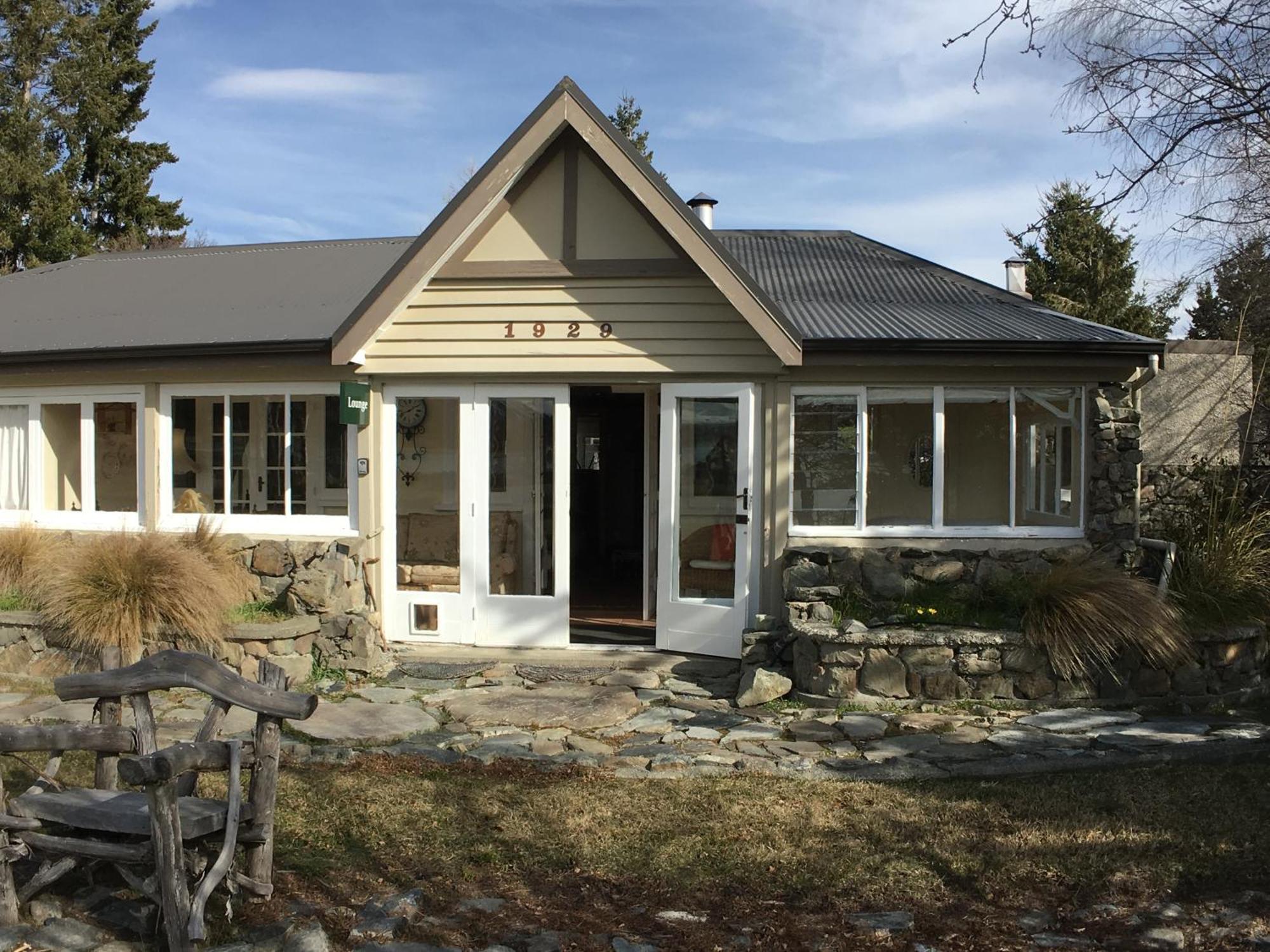 Tekapo1929 Lakefront Ferienhaus *
